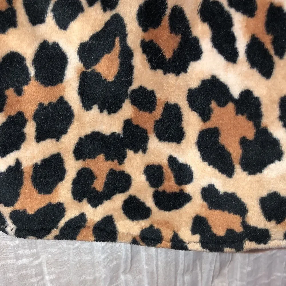 Secret Treasures M Sleepwear Lounge Velour Leopard Print Top & Bottom Set